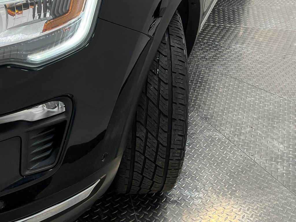 Used 2018 Ford Explorer Limited w/ Equipment Group 301A image 40