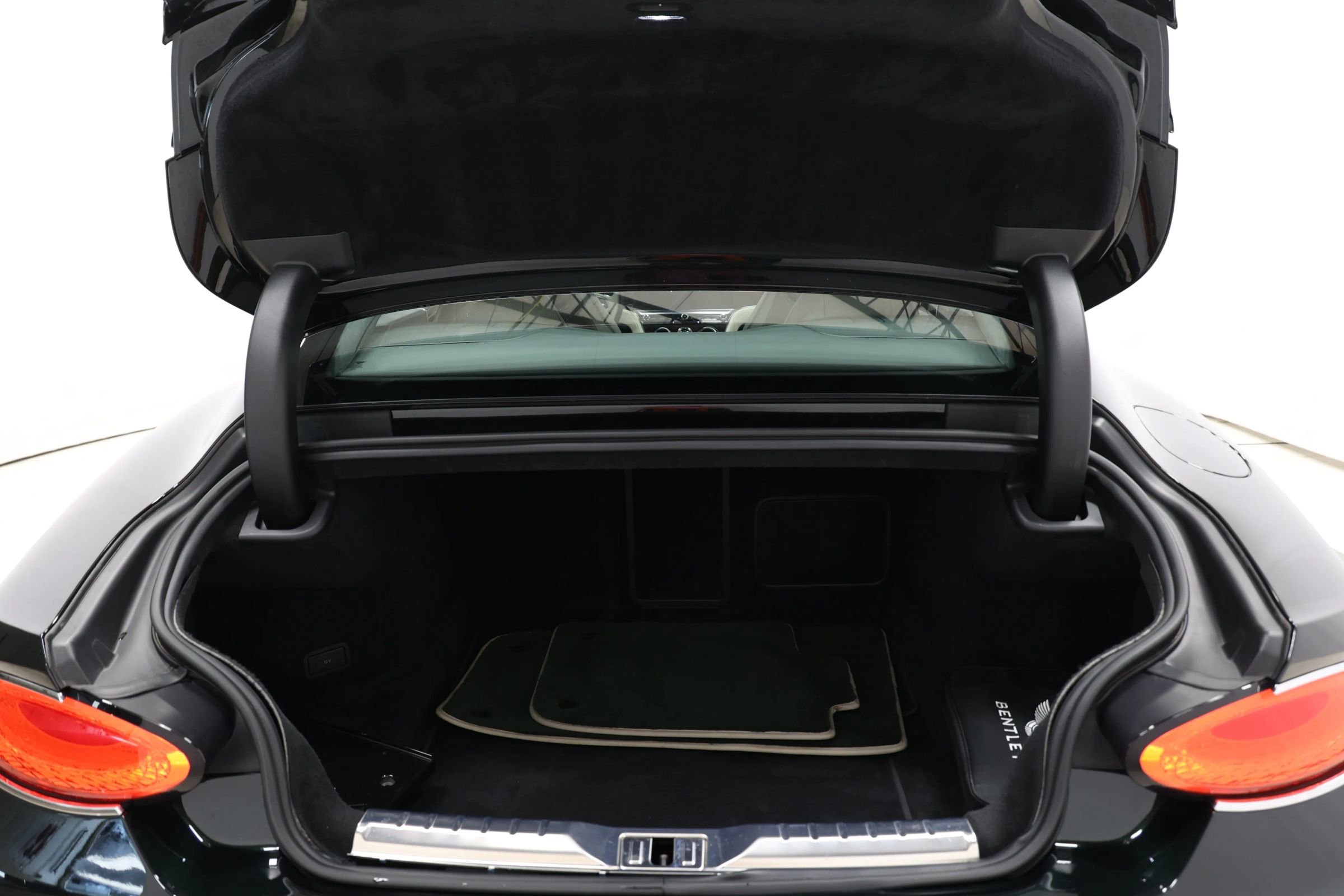 Used 2021 Bentley Continental GT image 77