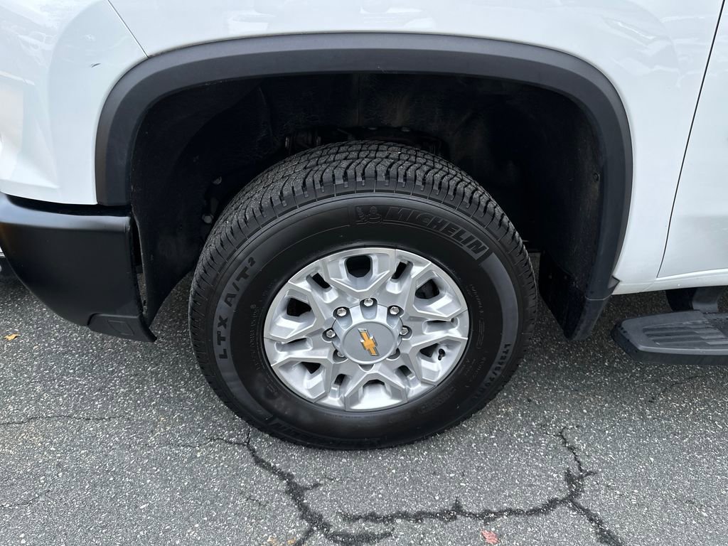 Used 2025 Chevrolet Silverado 3500 W/T w/ Snow Plow Prep/Camper Package image 19