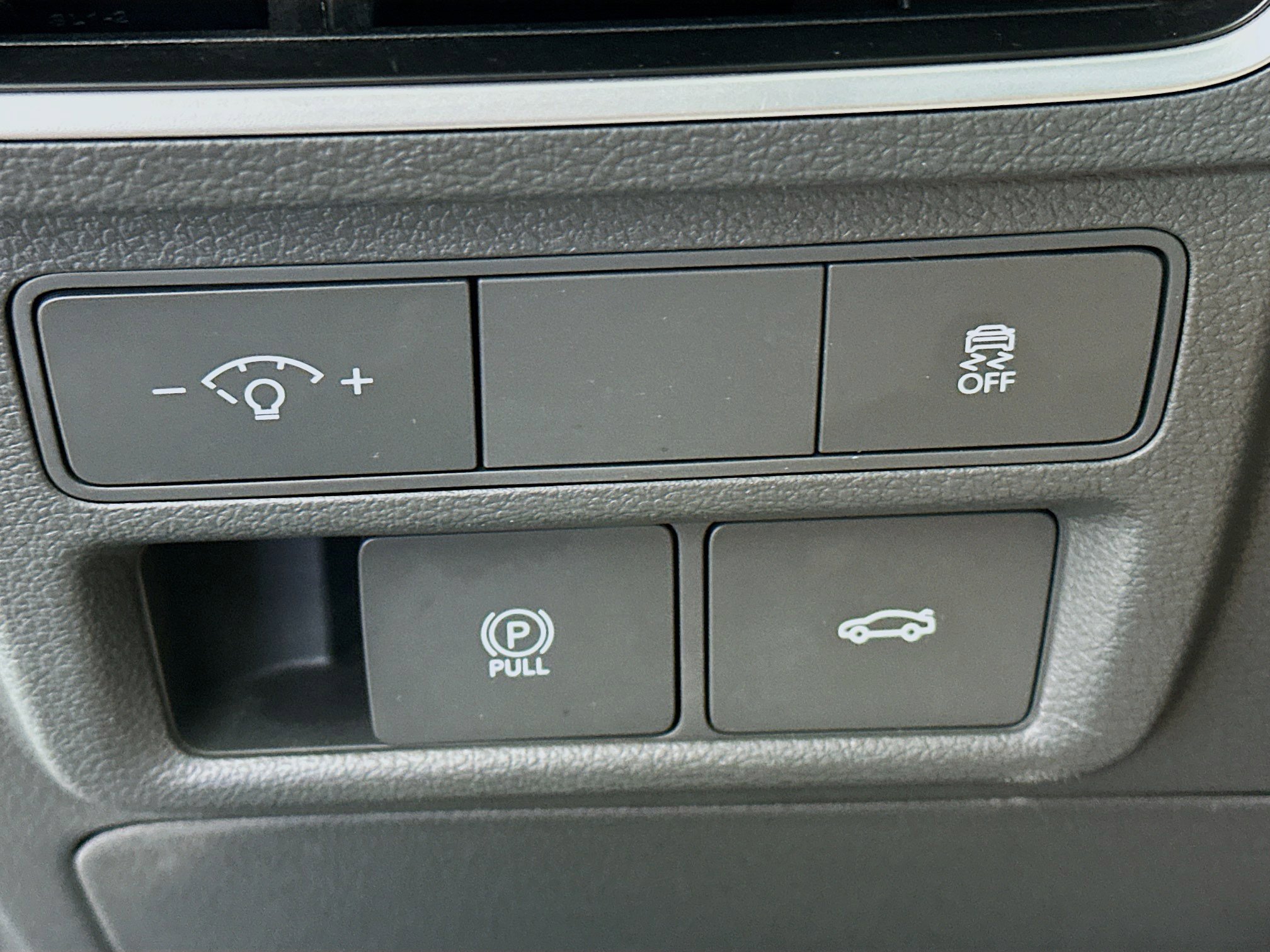 Used 2025 Hyundai Sonata SEL FWD image 17