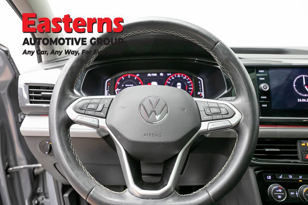 Used 2023 Volkswagen Taos SEL AWD/4WD image 11