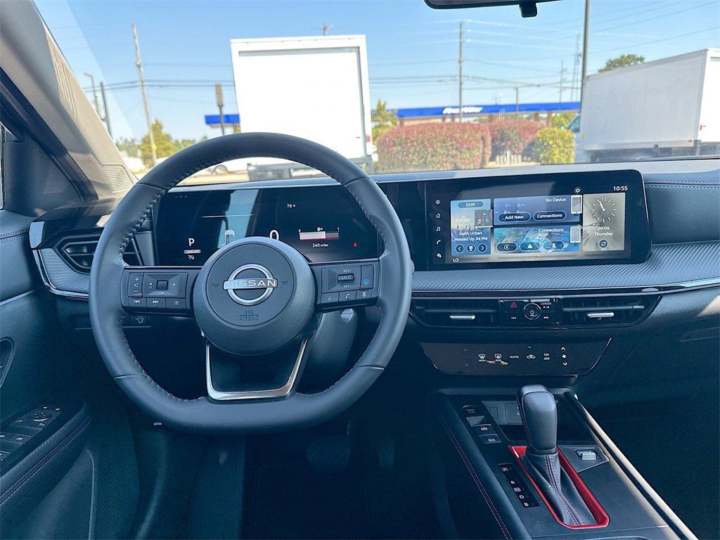 Used 2025 Nissan Kicks SR image 19