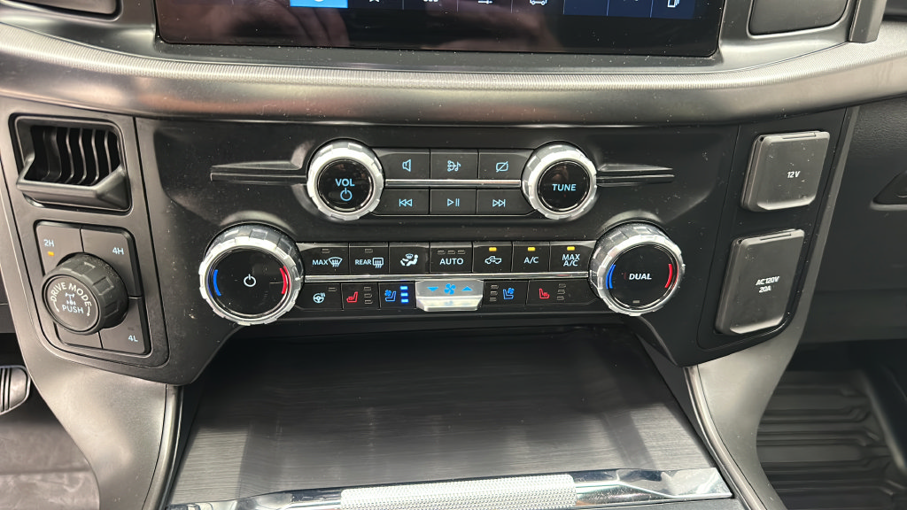 Used 2024 Ford F150 Lariat w/ Equipment Group 502A High AWD/4WD image 21