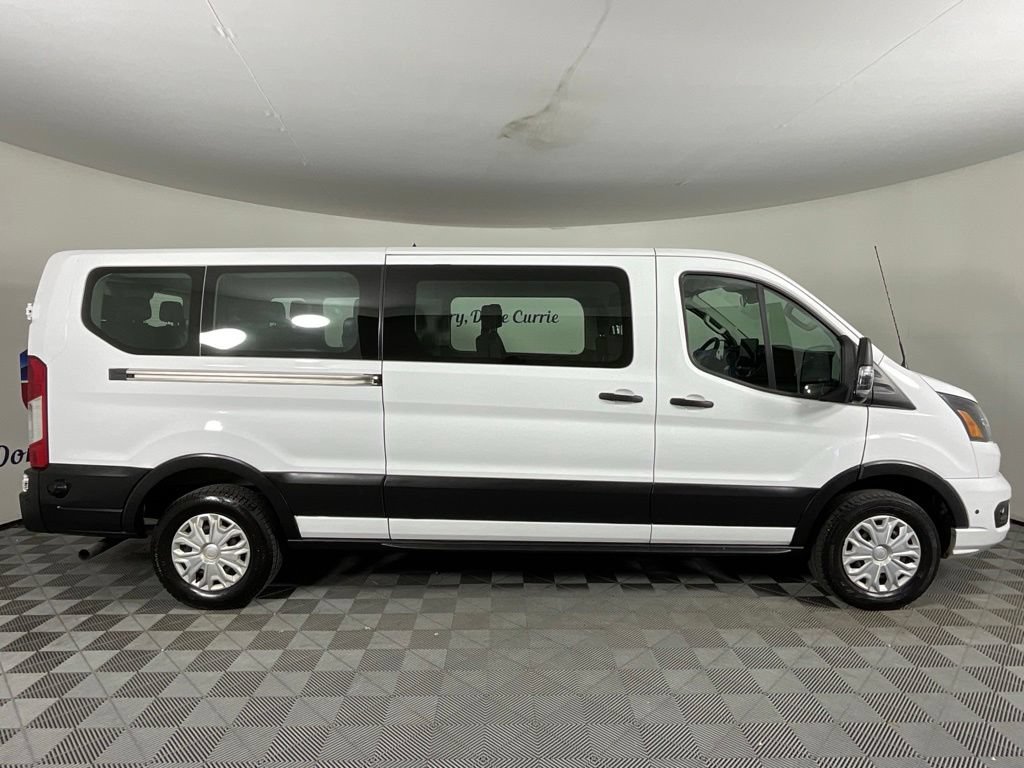 Used 2024 Ford Transit 350 XLT RWD image 2