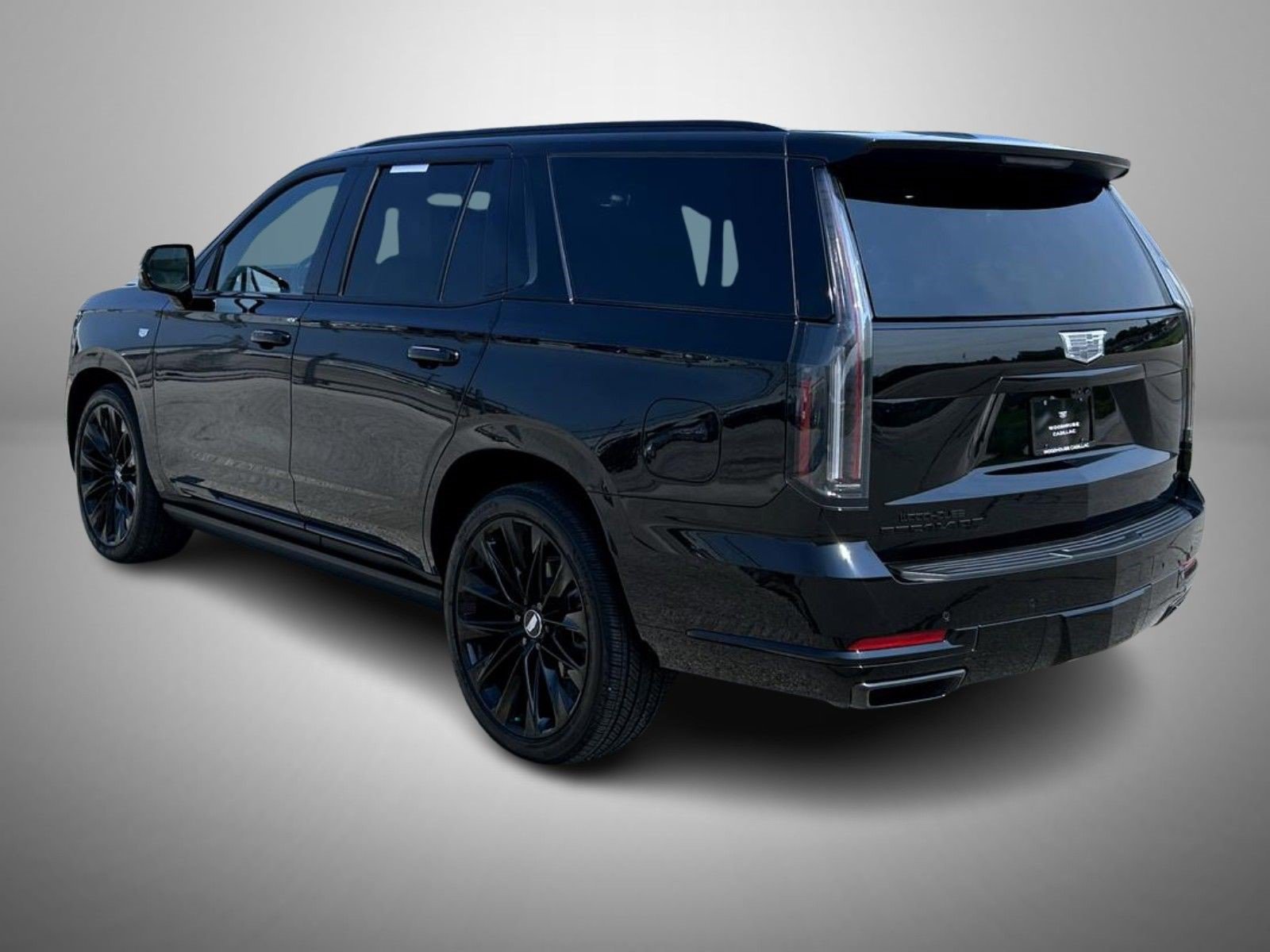 Certified 2026 Cadillac Escalade Platinum Sport w/ LPO, ONYX Package AWD/4WD image 6