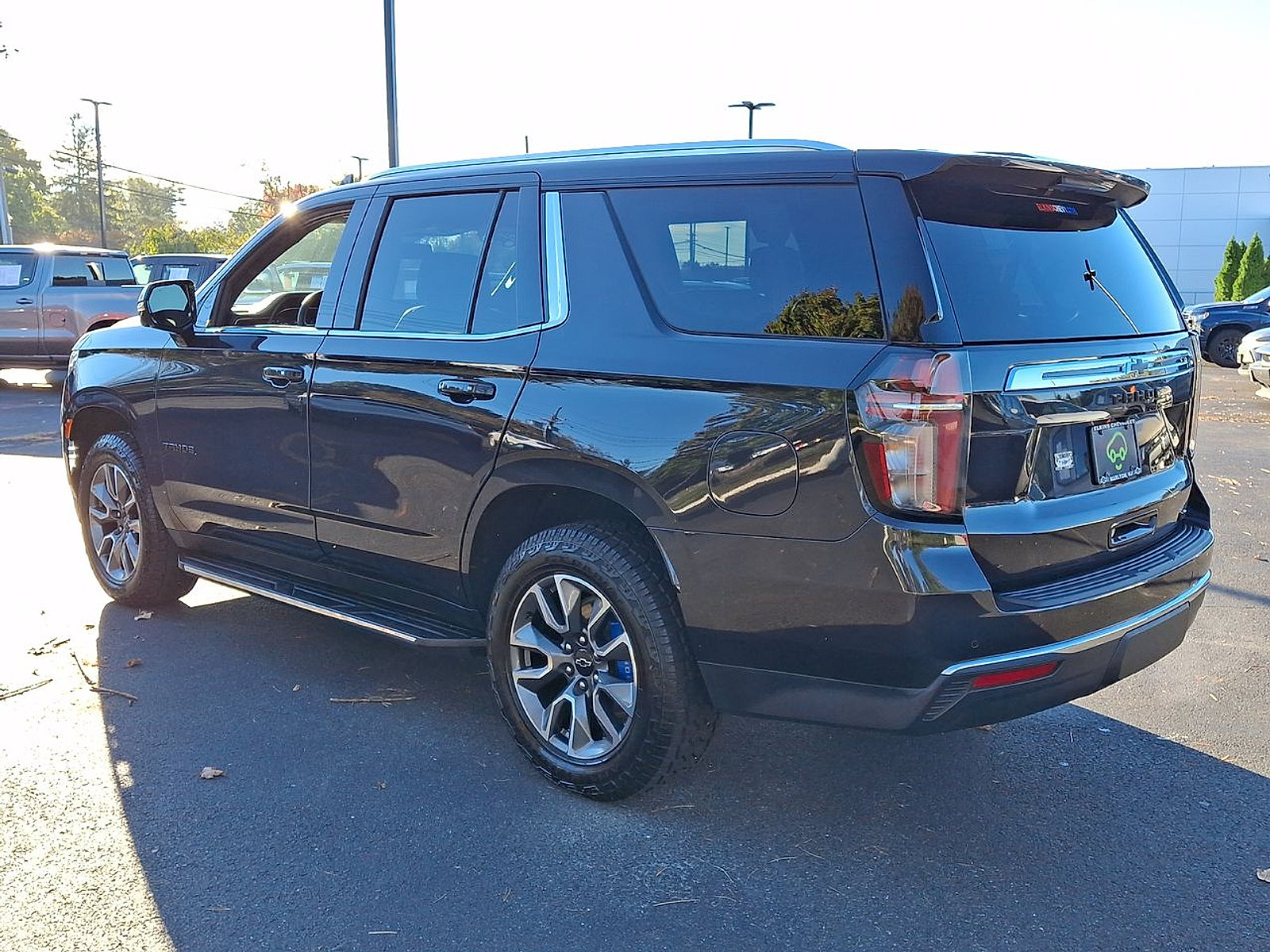 Certified 2023 Chevrolet Tahoe LT w/ Luxury Package AWD/4WD image 28