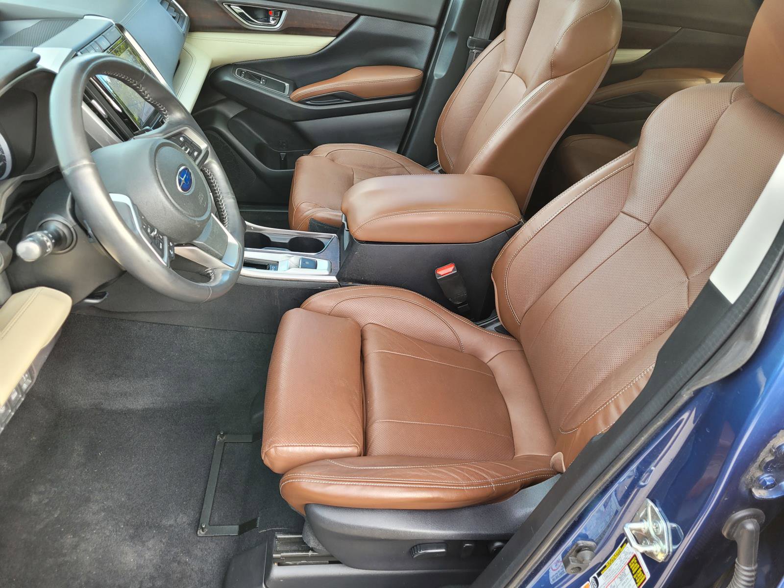 Used 2020 Subaru Ascent Touring w/ Popular Package #3 image 3