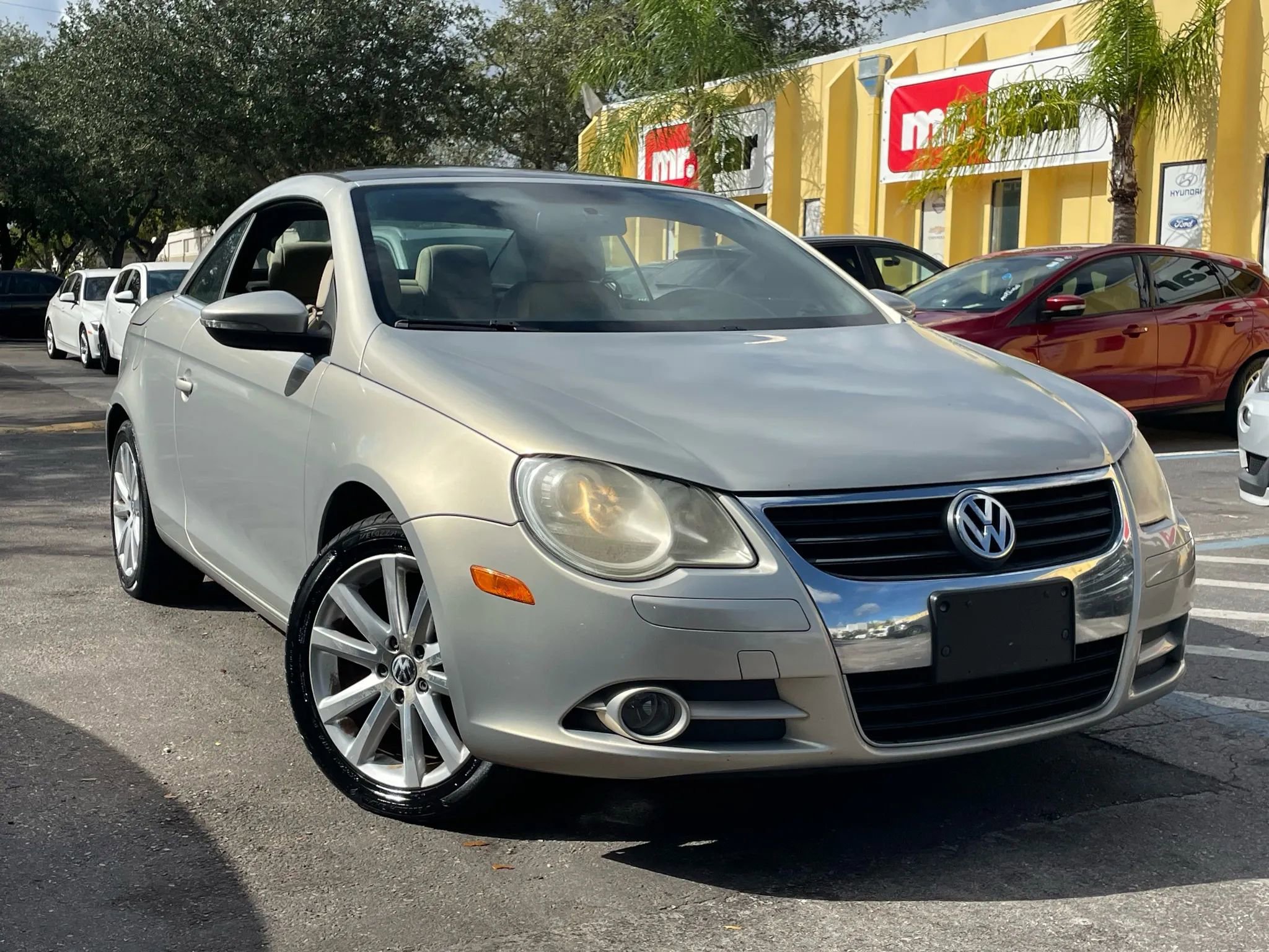 Used 2009 Volkswagen Eos Komfort image 1