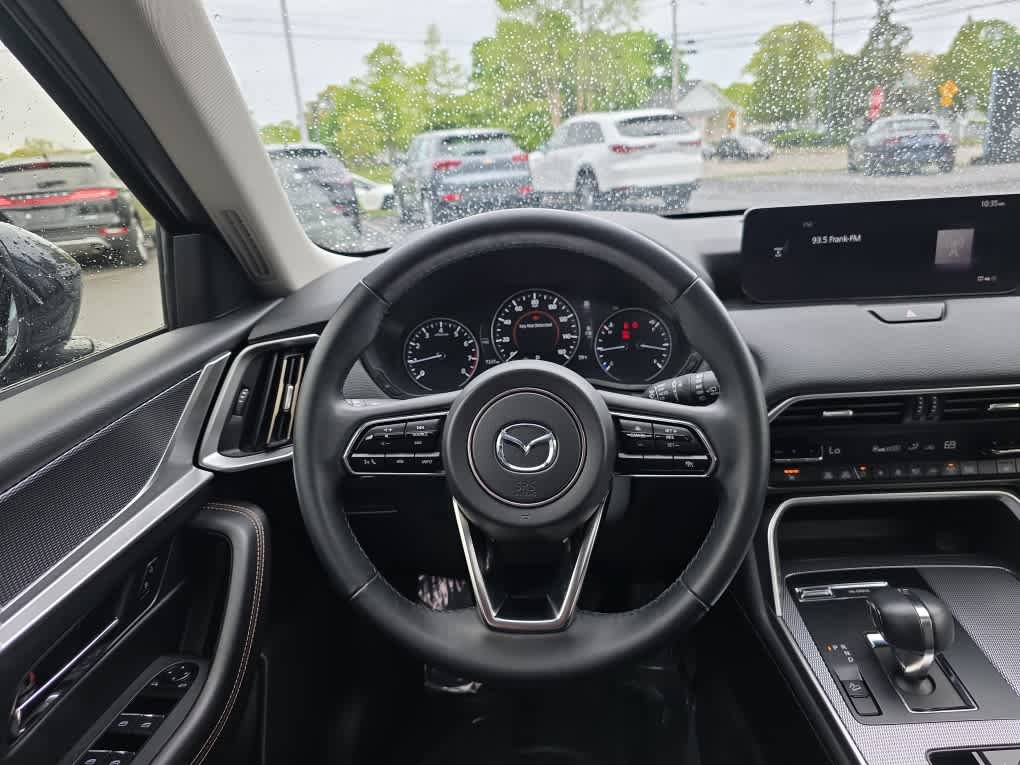 Used 2024 MAZDA CX-90 3.3 Turbo w/ Preferred Plus AWD/4WD image 17