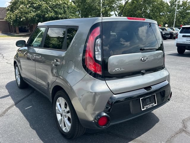 Used 2016 Kia Soul + FWD image 5