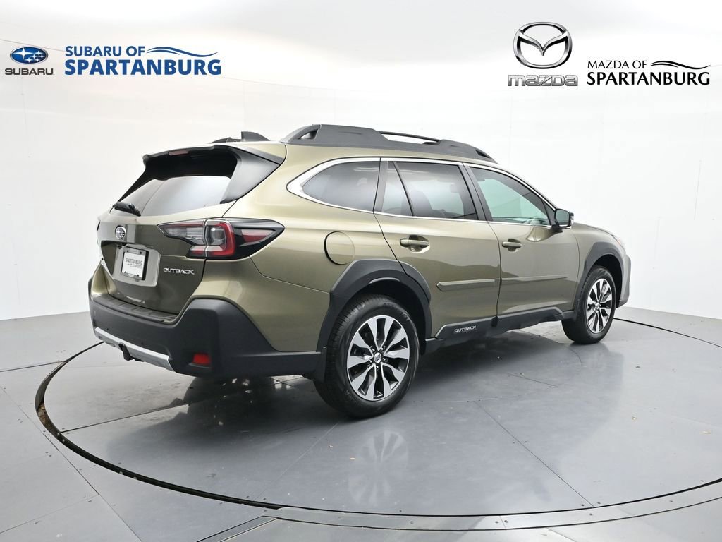 Used 2025 Subaru Outback Limited AWD/4WD image 8