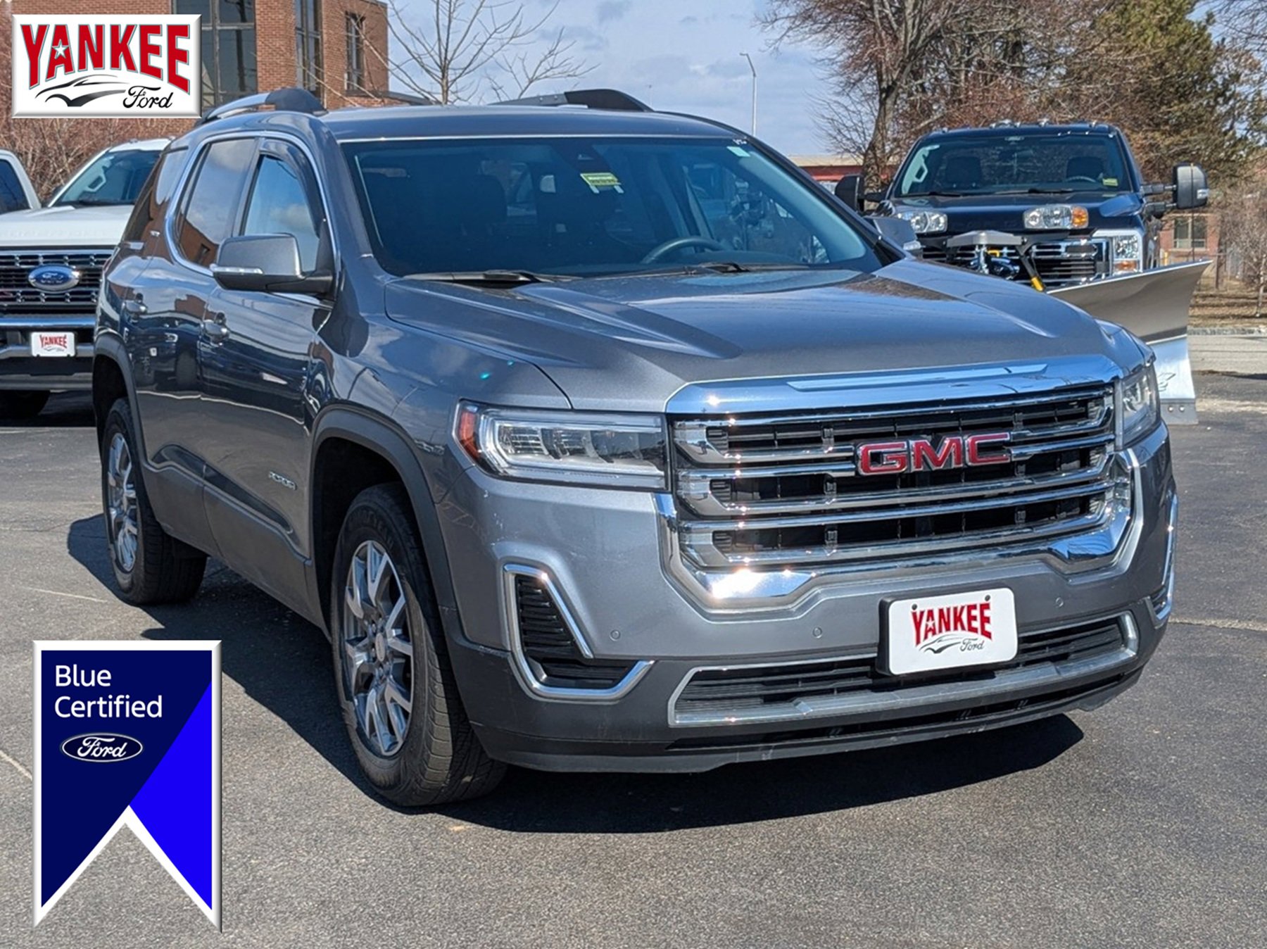 Used 2021 GMC Acadia SLE w/ Driver Convenience Package image 1