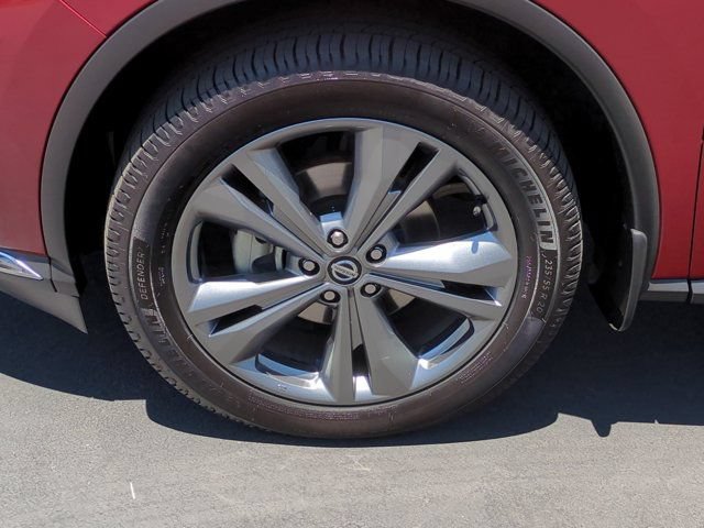 Used 2020 Nissan Murano Platinum w/ Cargo Package FWD image 9