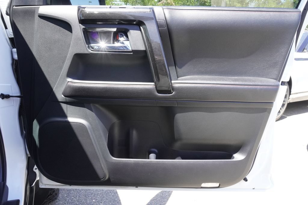 Used 2015 Toyota 4Runner Trail Premium AWD/4WD image 21