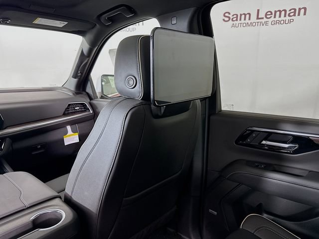New 2025 Chevrolet Suburban Premier image 28