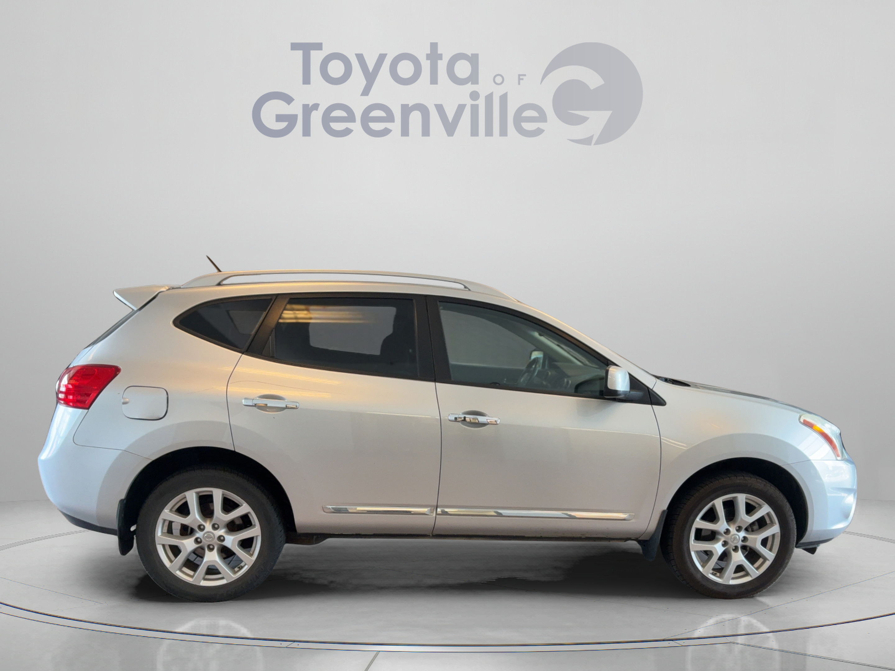 Used 2011 Nissan Rogue SV w/ SL Pkg AWD/4WD image 7