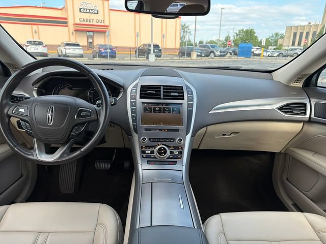 Used 2019 Lincoln MKZ Premiere FWD image 14