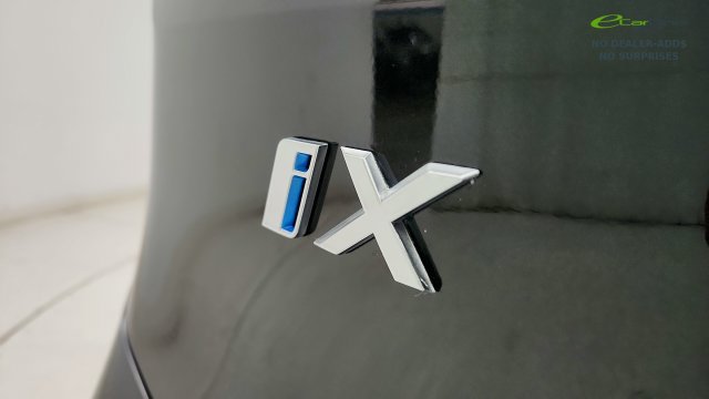 Used 2024 BMW iX xDrive50 w/ Premium Package AWD/4WD image 36