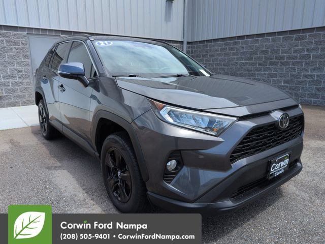 Used 2021 Toyota RAV4 XLE w/ XLE Grade Weather Package AWD/4WD image 1