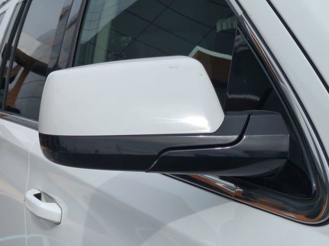 Used 2018 GMC Yukon SLT w/ Open Road Package image 12