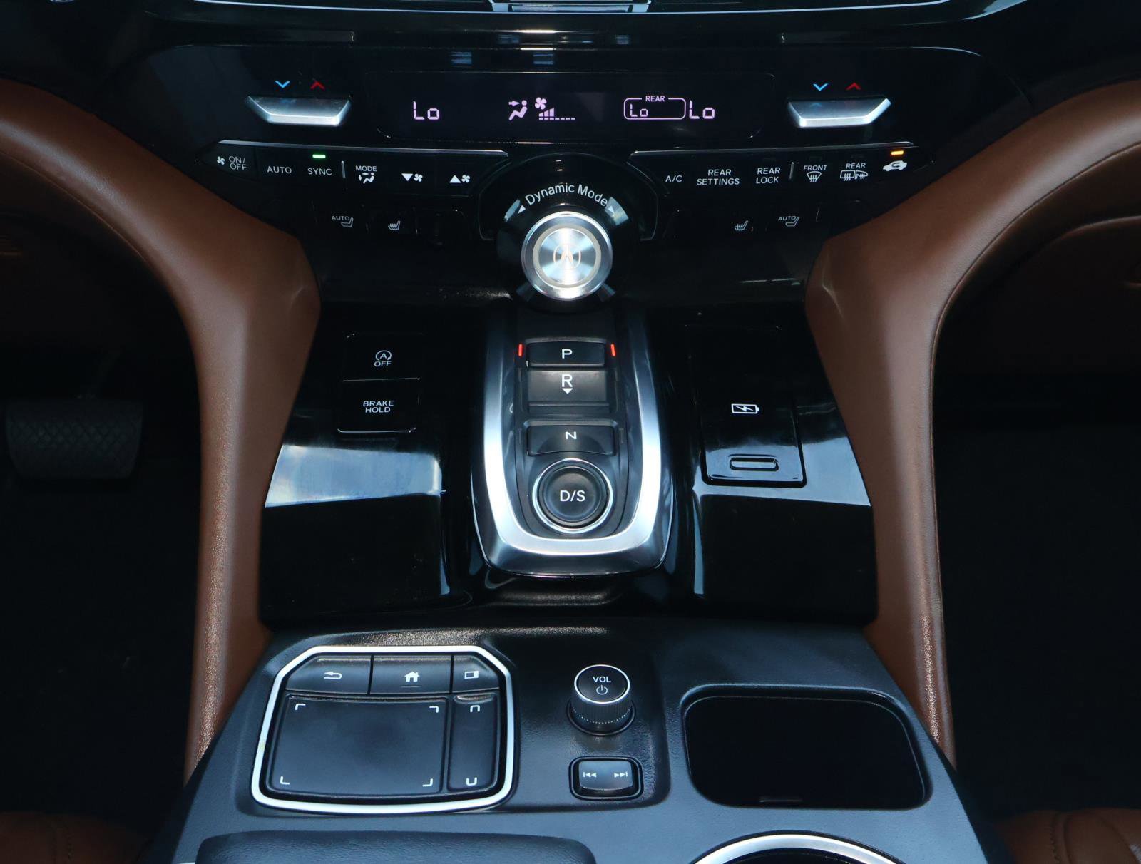 Used 2024 Acura MDX SH-AWD w/ Technology Package image 31