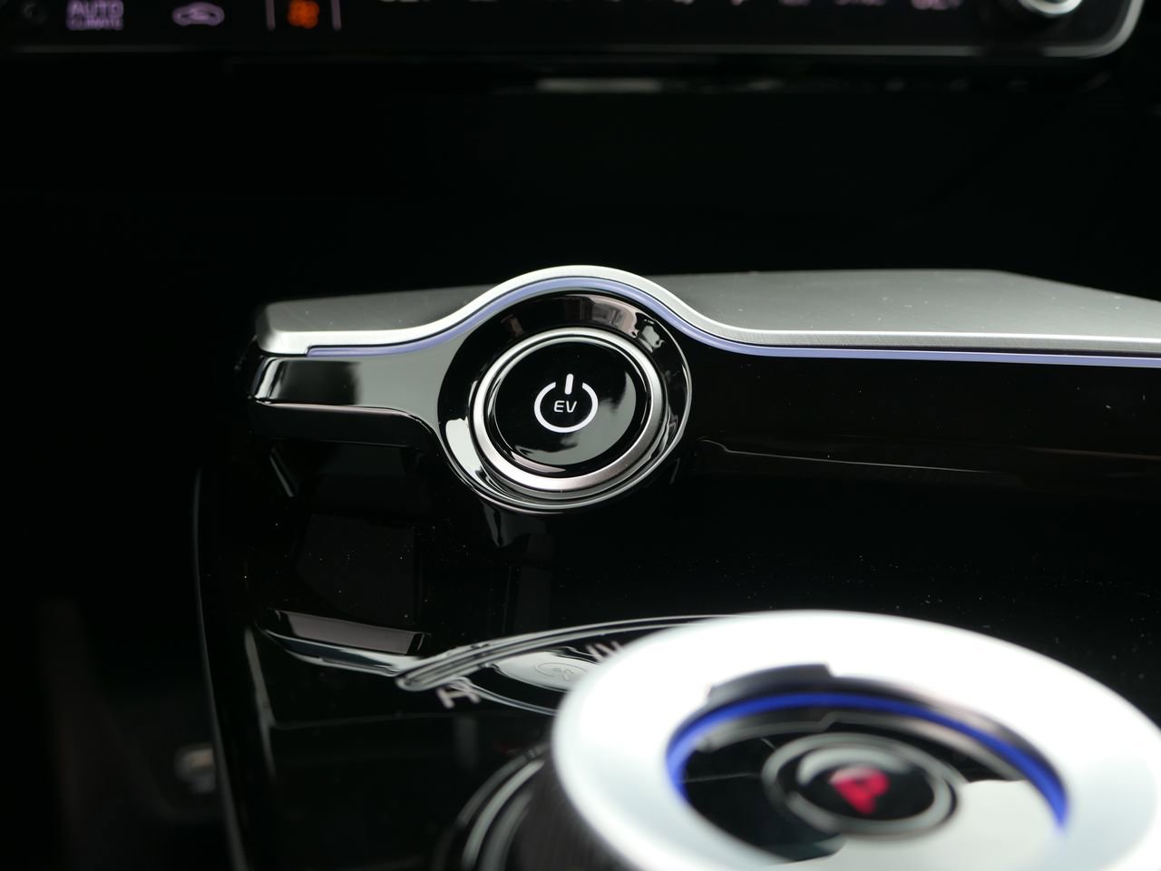 Certified 2024 Kia EV6 GT image 22