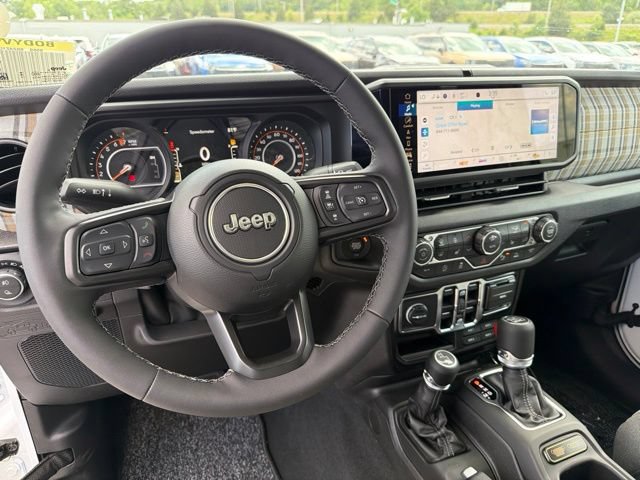 New 2026 Jeep Gladiator Sport AWD/4WD image 15