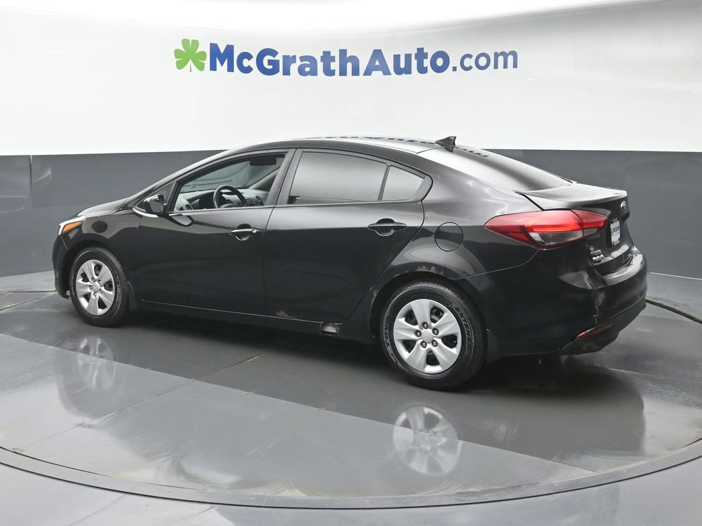 Used 2017 Kia Forte LX image 18