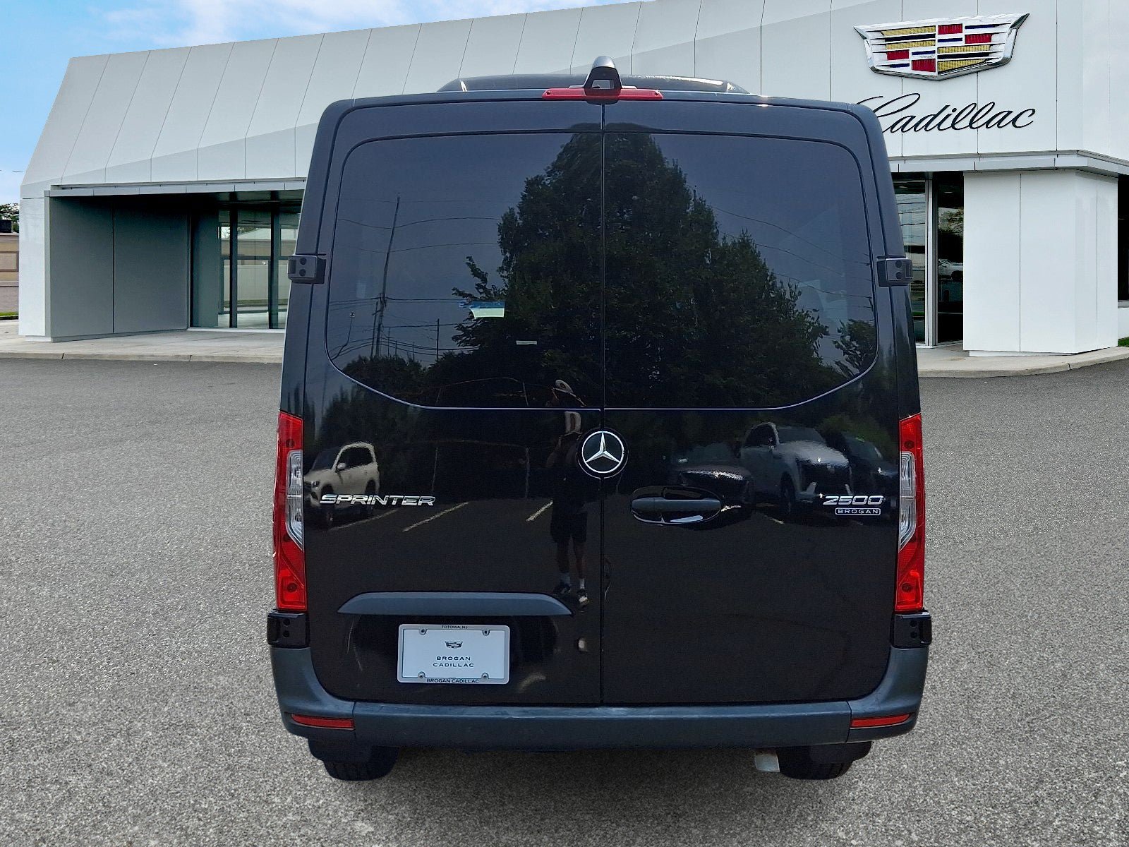 Used 2022 Mercedes-Benz Sprinter 2500 image 5