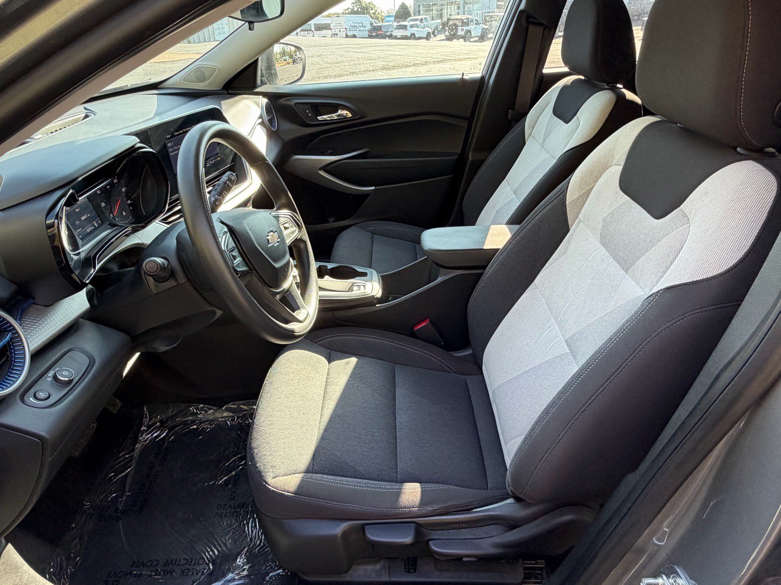 Used 2024 Chevrolet Trax LS w/ Driver Confidence Package FWD image 23