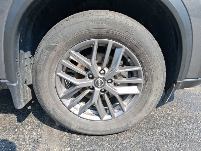 Used 2024 Nissan Rogue S AWD/4WD image 8
