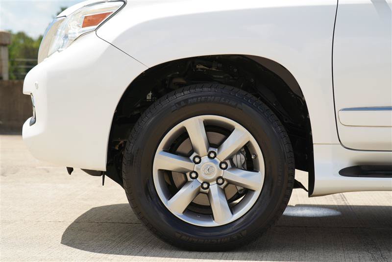 Used 2013 Lexus GX 460 Premium AWD/4WD image 9
