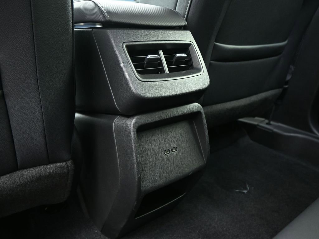 Used 2025 Chevrolet Equinox EV LT w/ Convenience Package image 22