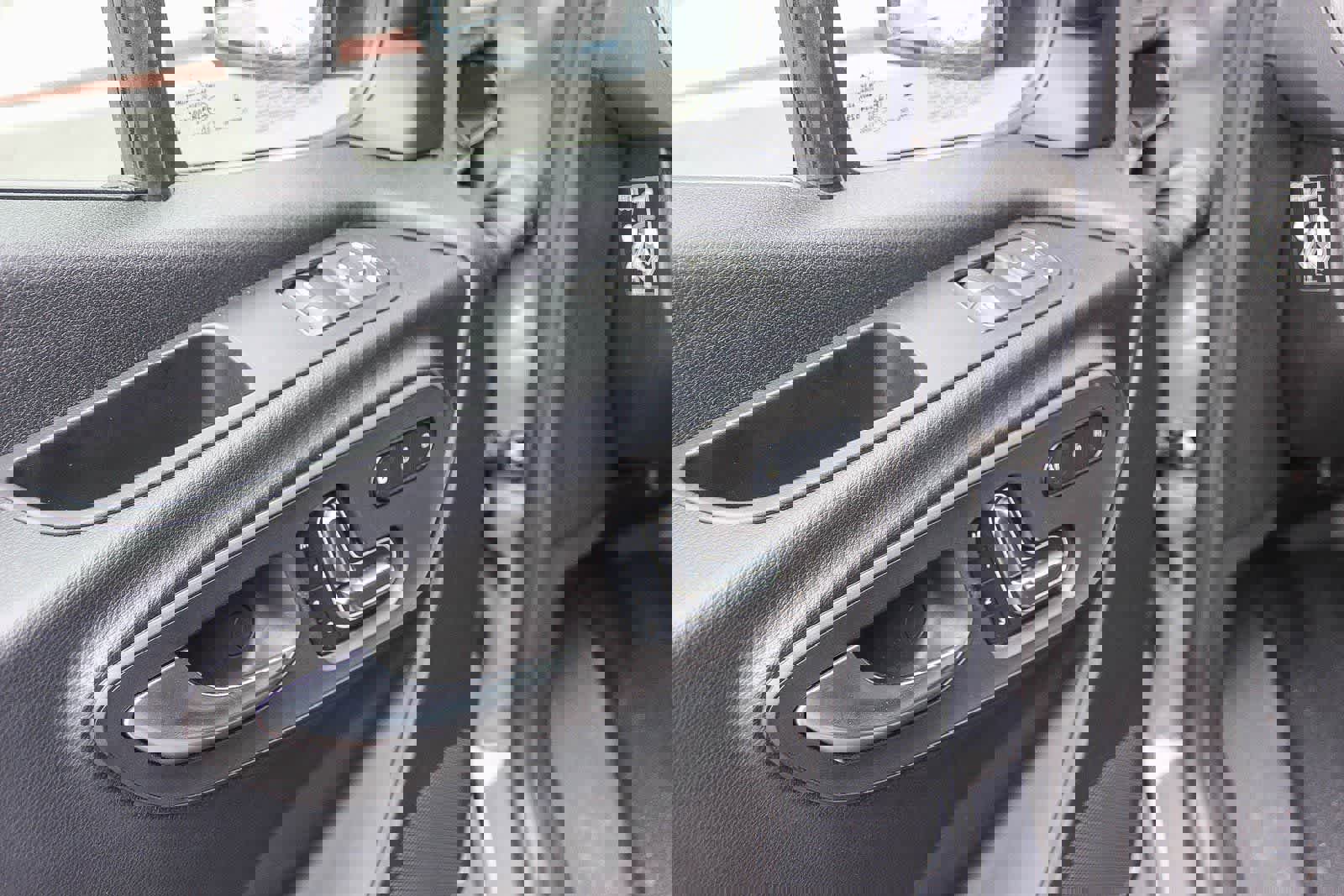 Used 2023 Mercedes-Benz Sprinter 2500 image 33