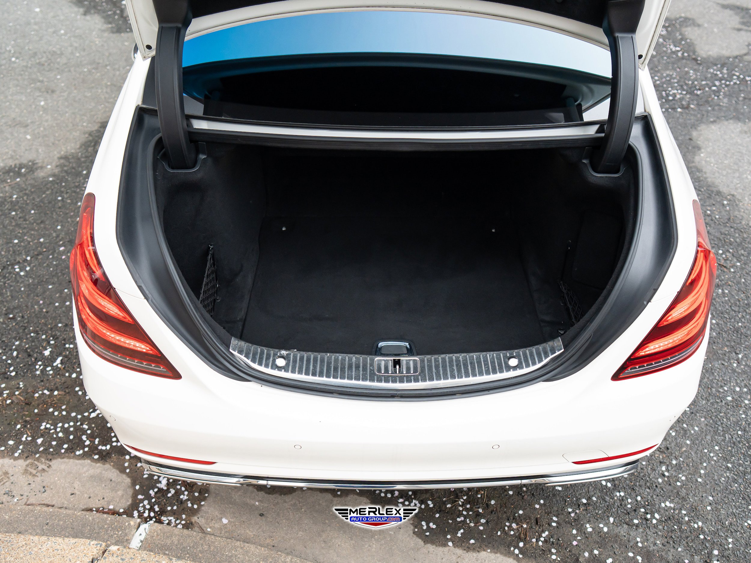 Used 2019 Mercedes-Benz S 560 Sedan image 54