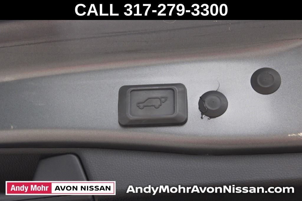 Used 2019 Toyota RAV4 XSE AWD/4WD image 11