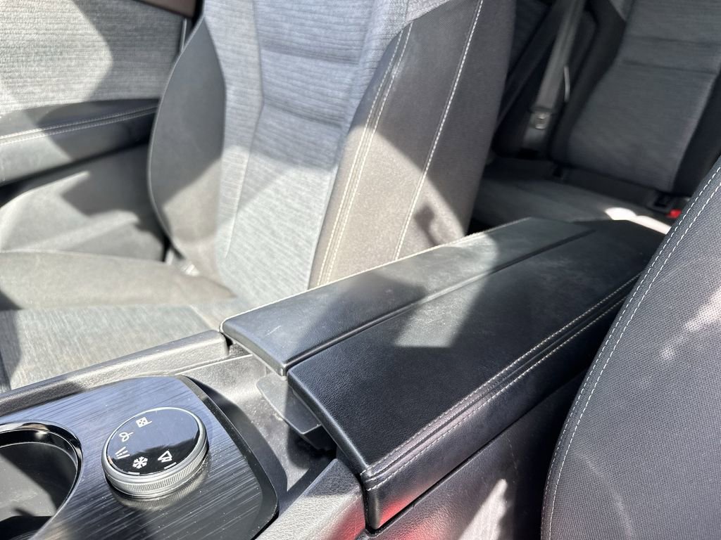 Used 2023 Nissan Rogue SV image 21