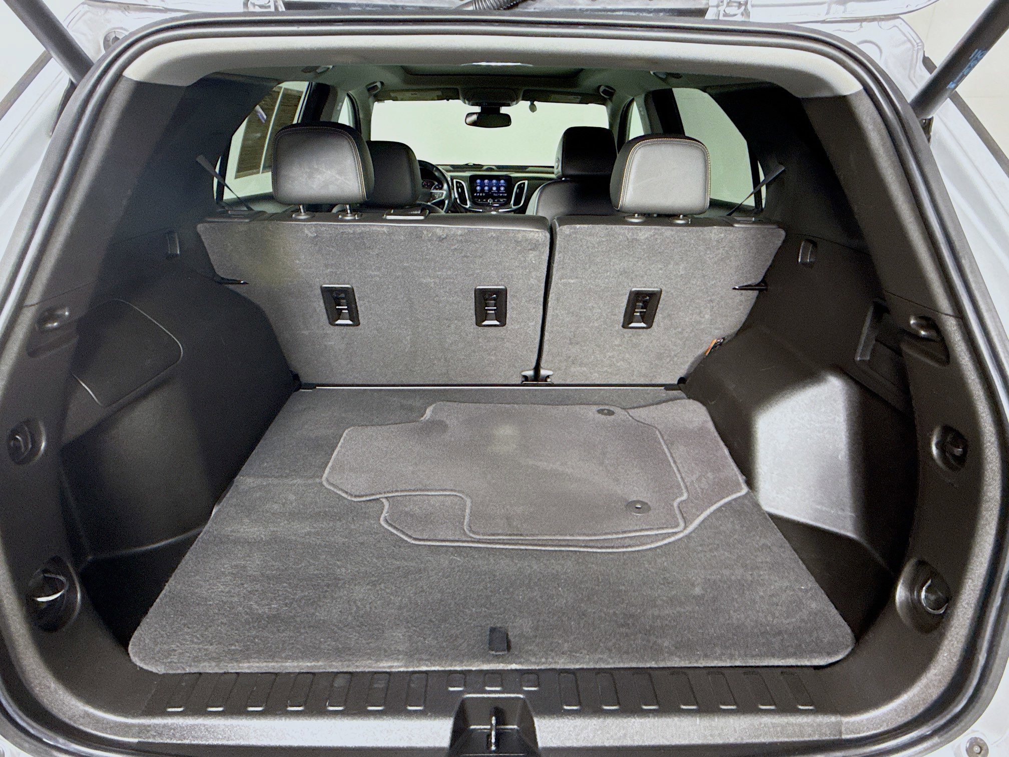 Used 2022 Chevrolet Equinox Premier image 34