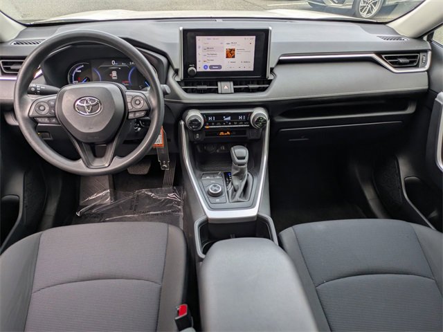 Used 2025 Toyota RAV4 LE image 4