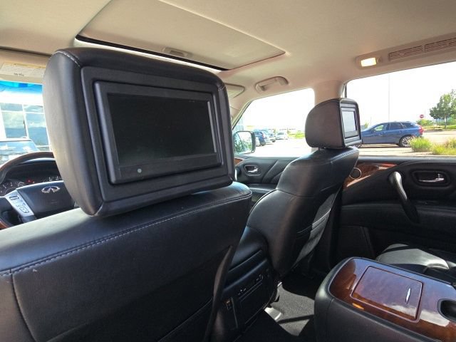 Used 2016 INFINITI QX80 4WD w/ Deluxe Technology Package image 13