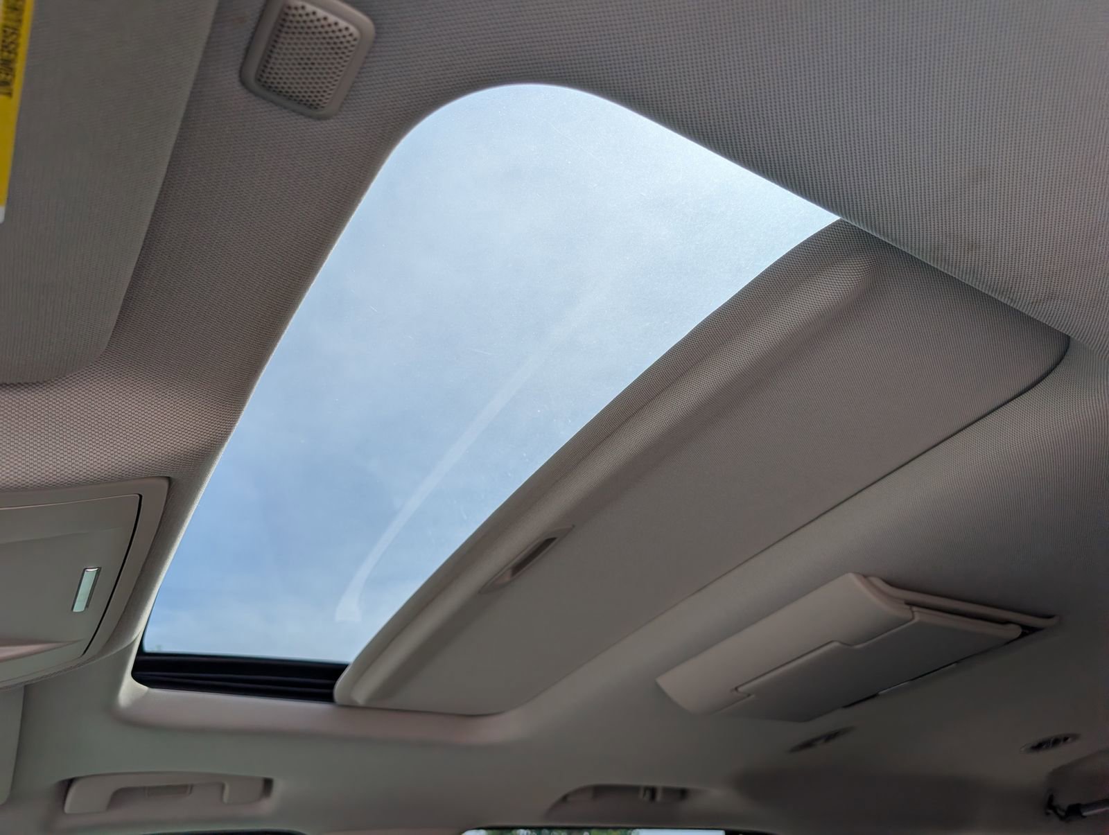 Used 2015 GMC Yukon Denali w/ Open Road Package image 10