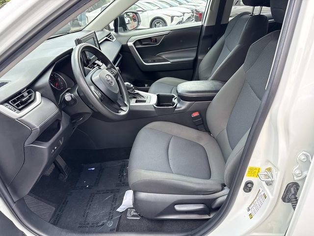 Used 2022 Toyota RAV4 LE FWD image 14