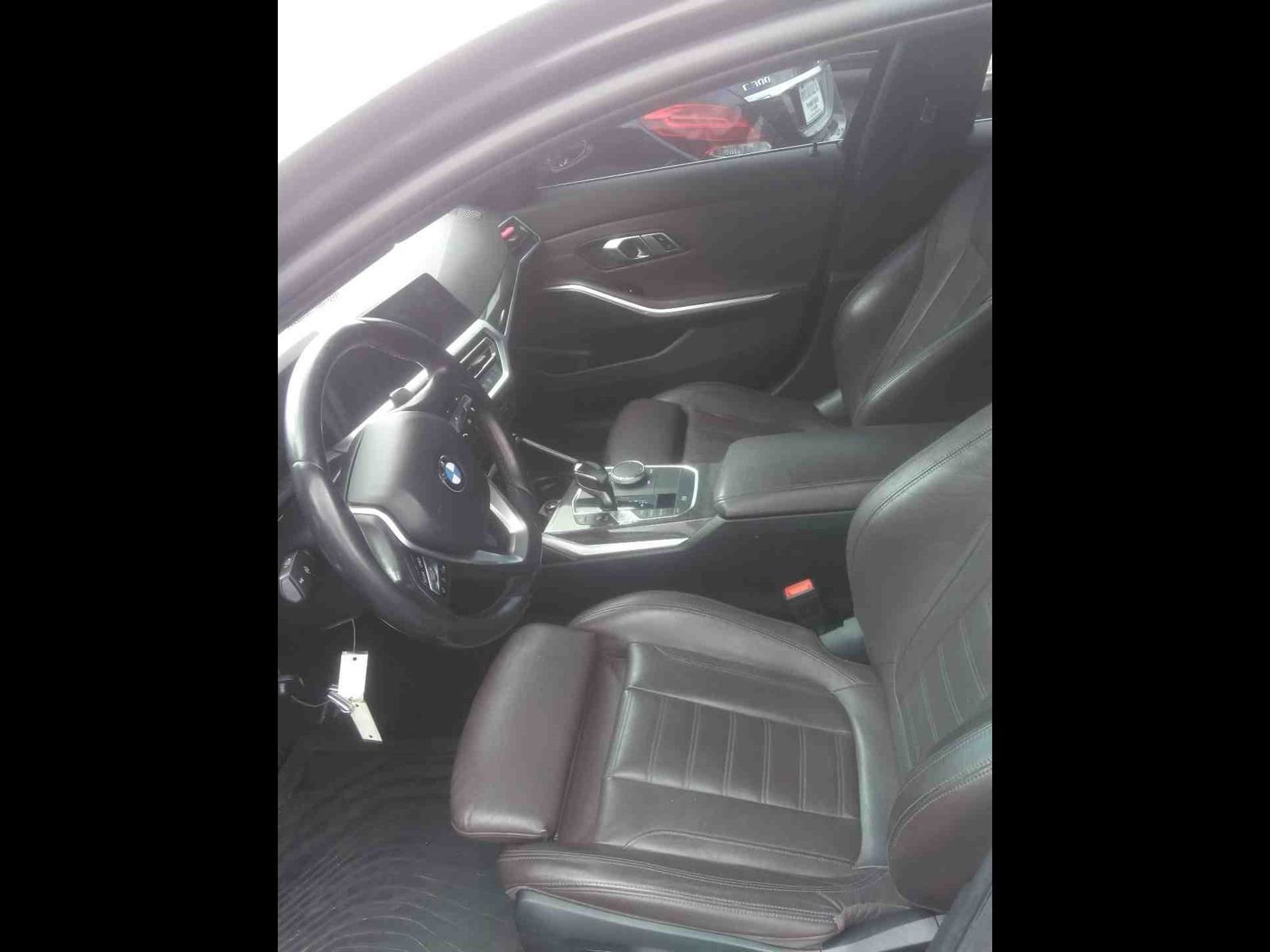 Used 2019 BMW 330i Sedan image 16