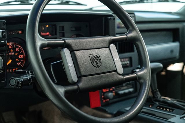 Used 1988 Pontiac Fiero image 26