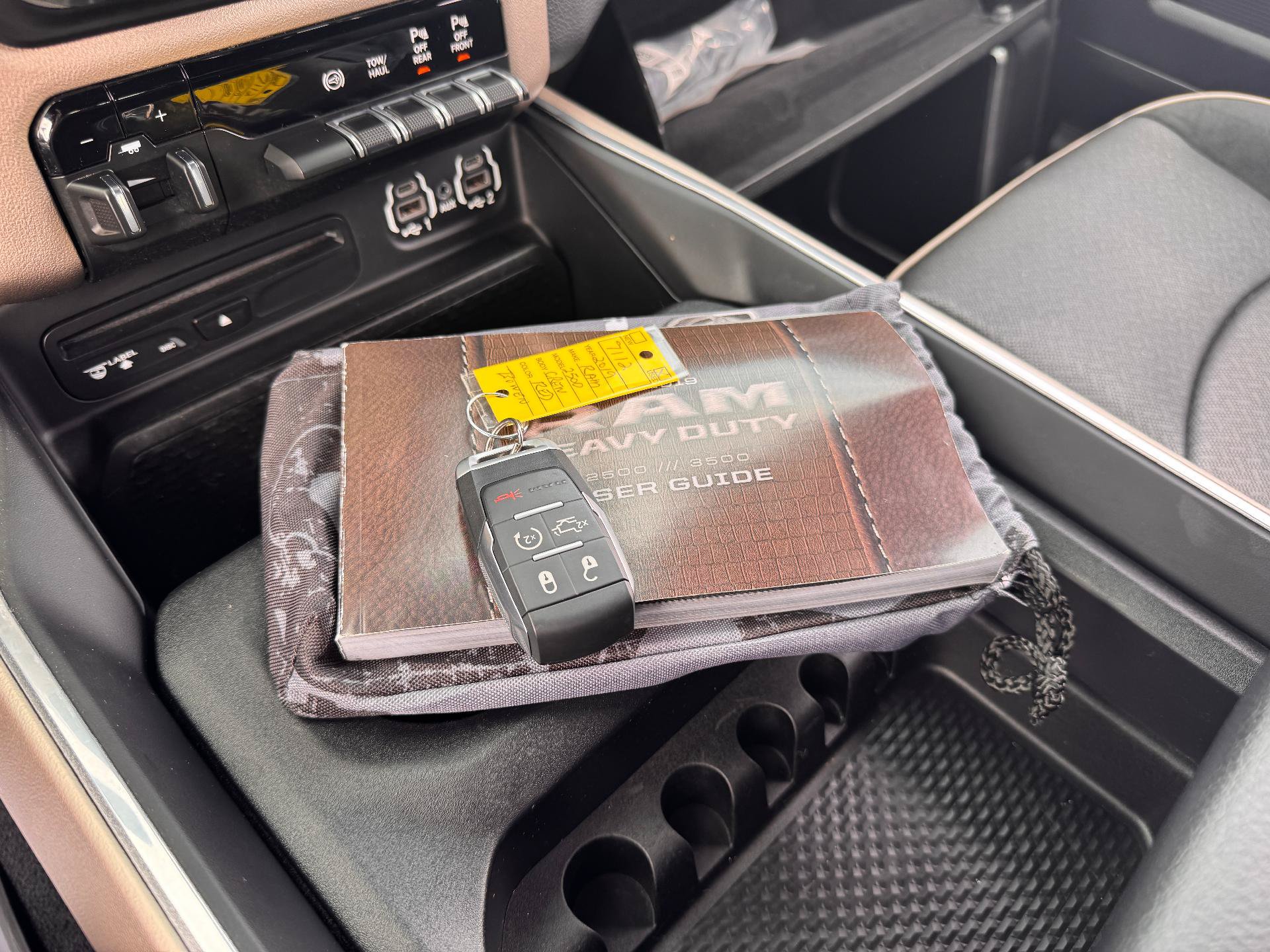 Used 2019 RAM 2500 Laramie AWD/4WD image 37