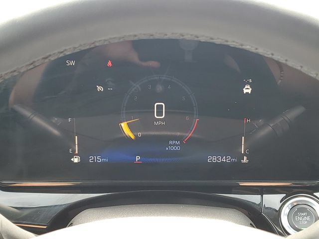 Certified 2025 Chevrolet Trax ACTIV w/ Driver Confidence Package FWD image 9