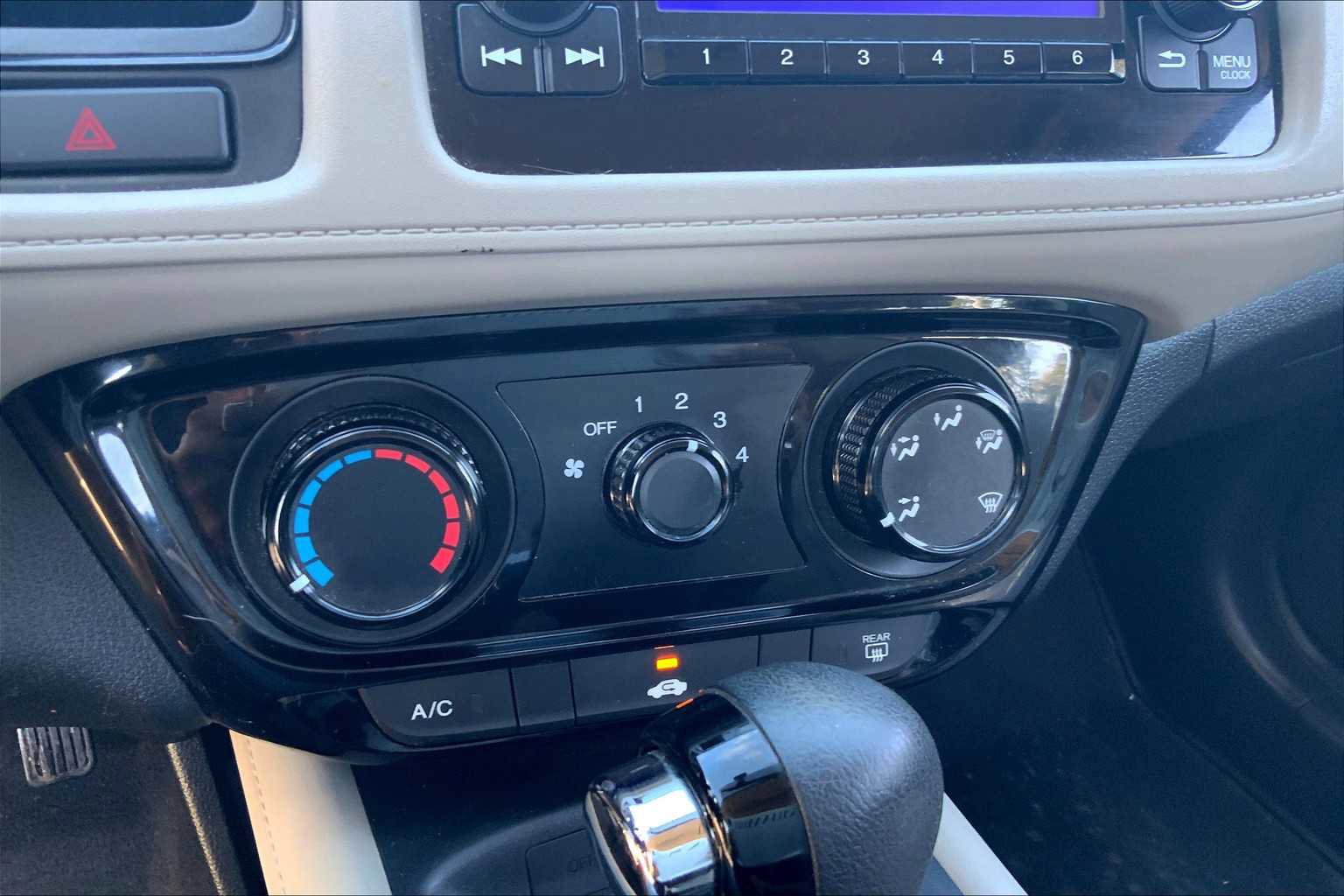 Used 2018 Honda HR-V LX image 13