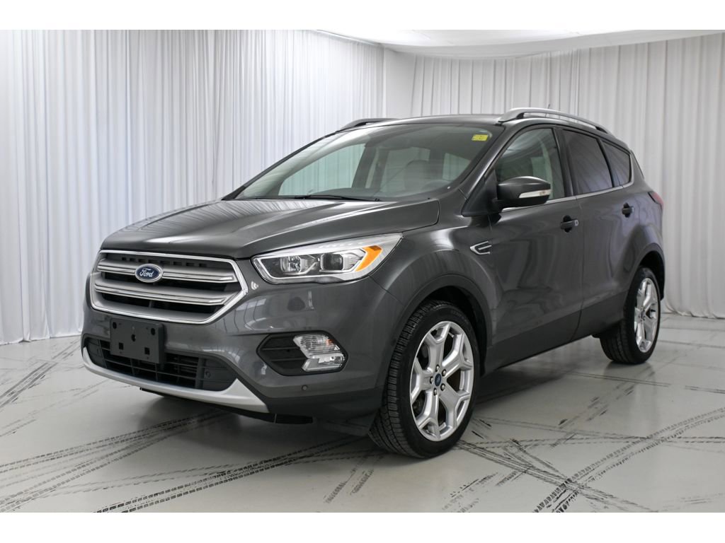 Used 2019 Ford Escape Titanium image 4