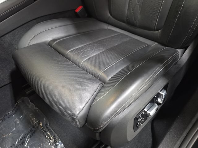 Used 2021 BMW X6 M50i w/ Executive Package AWD/4WD image 28