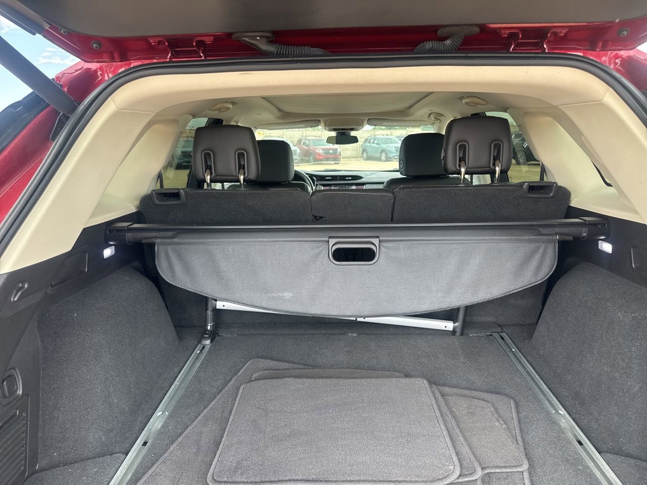Used 2019 Cadillac XT5 Luxury AWD/4WD image 32